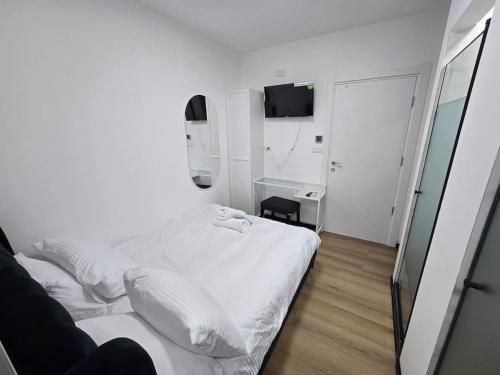 Ryo 37 דירת נופש מושלמת מרחק 5 דקות מחוף הים, Bat Yam (Foto 5)