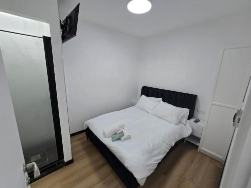 Ryo 37 דירת נופש מושלמת מרחק 5 דקות מחוף הים, Bat Yam (Foto 11)
