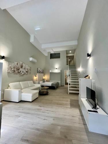 2 bedrooms, 5 beds