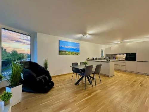 Auszeit Apartment LAKEVIEW in Friedrichshafen, Deutschland