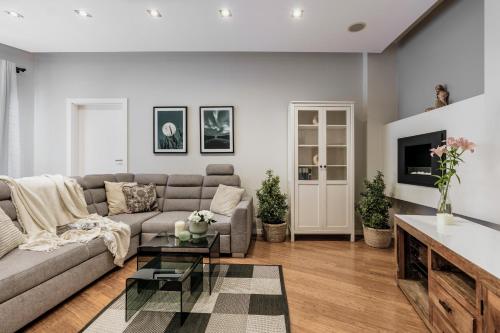 Piedmont Apartment - LoftAffair