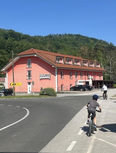 . Prenočišče Buco