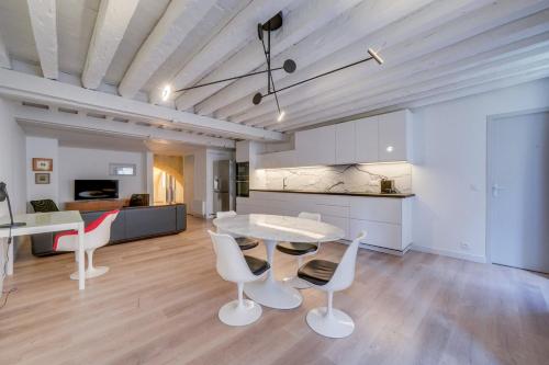 Très bel appartement Saint Pierre, Bordeaux (photo 2)