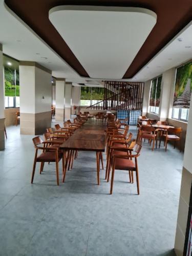 Coffee Hotel Dinh Co - 레스토랑