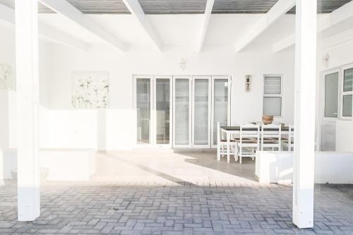 Lampies Bay Hideaway Close to the Shore