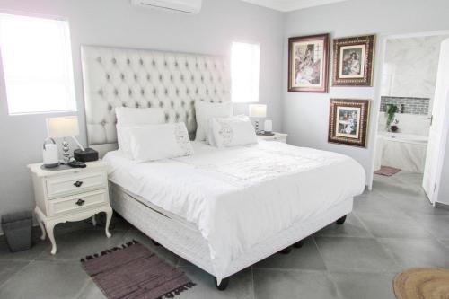 Lampies Bay Hideaway Close to the Shore