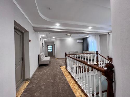 Dış Görünüm, Green Hotel in Oş