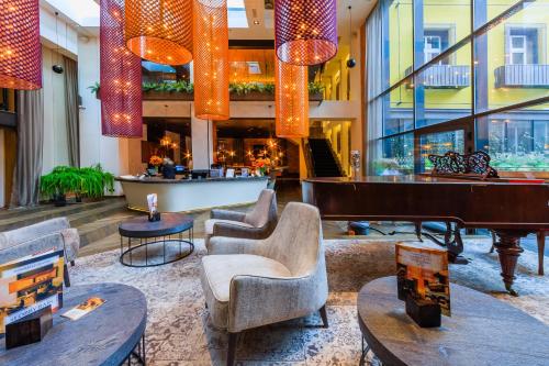 Фойє, Bristol Tradition & Luxury Hotel in Жешув