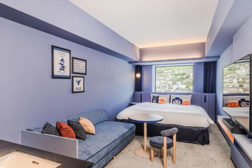 room detail thumbnail 1