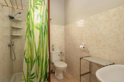 Two-Bedroom House image 10