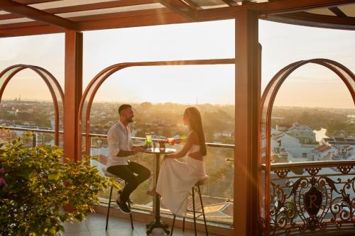 Hotel Royal Hoi An - Gallery near Hoi An Night Market