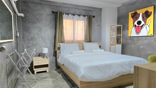 Captain Joe Cafe & Hostel Room Type - Standard Double Room with Shared Bathroom