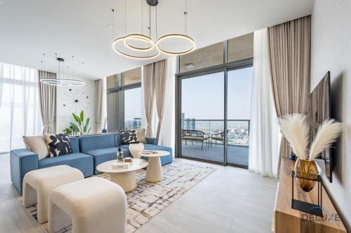 Spectacular 4BR Penthouse with Assistant Room in Hameni Tower, JVC by Deluxe Holiday Homes, Dubai