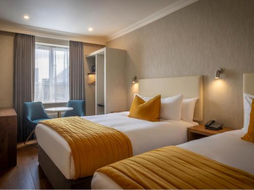 Eyre Square Hotel - main image