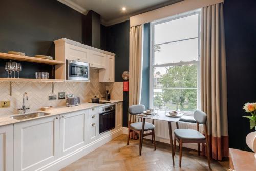 Tyndall's Park - Your Apartment Room Type - Apartment