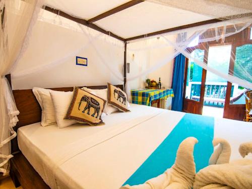 Deluxe Double Room image 4