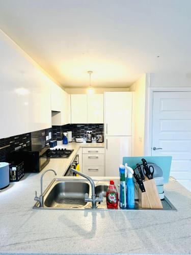Kitchen, Best Places to Stay in Kent near The Charlotte