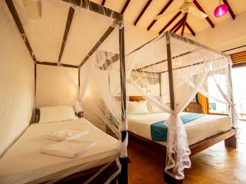 Deluxe Triple Room image 4