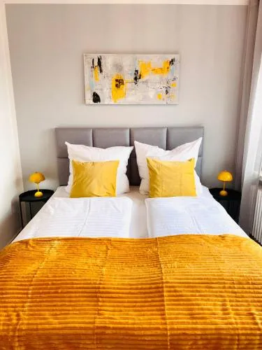 Belisima Apartments I Ferienwohnung Rimsting - Krautinsel I Chiemsee I Modern mit Seeblick I 2 Balkone I 2 Schalfzimmer I Waschmaschine I Parkplatz I Nähe Bäcker in Rimsting, Deutschland