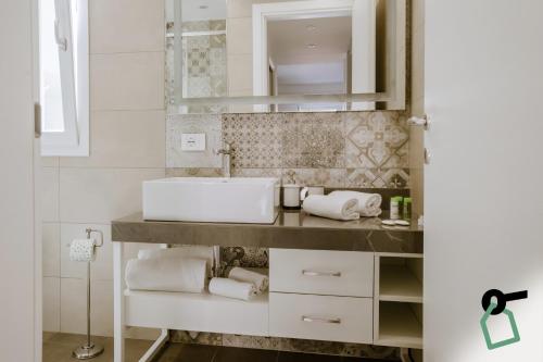 Apartment with Balcony image 1