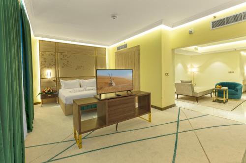 Junior Suite image 2