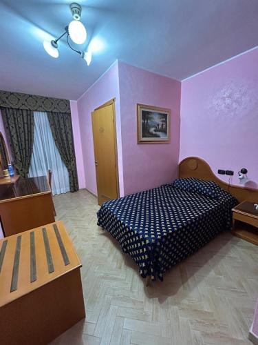 1 double bed