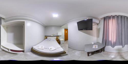 Double Room image 5
