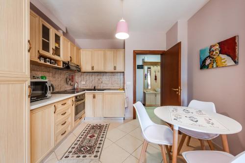 Sisi's Apartments-Tirana City Center, Tirana (photo 8)