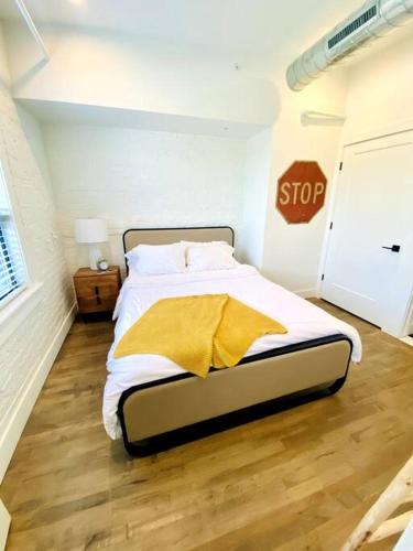 Unit C, The Kroger Lofts, Шарлевой (фото 8)
