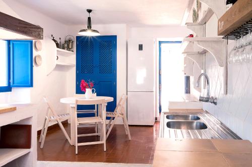 Can Toni Blay Can Toni Blay