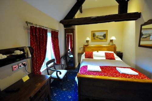 The Greyhound Coaching Inn 5