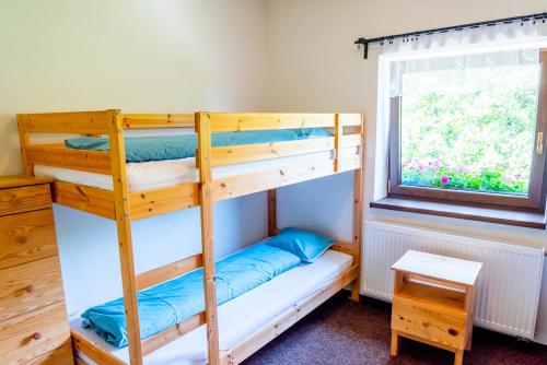 4 bunk beds