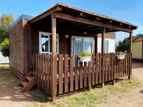 2 bedrooms, 4 beds