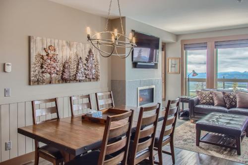 Stonegate Resort Unit B202 in Big White, Canada