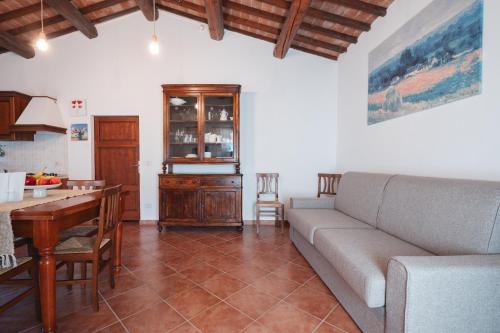 2 bedrooms, 4 beds