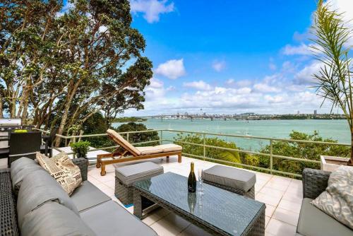 Arohanui Waterfront Villa, Auckland