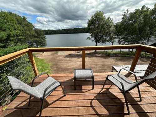 Pleasant Lake Bed and Breakfast in Osceola (WI)