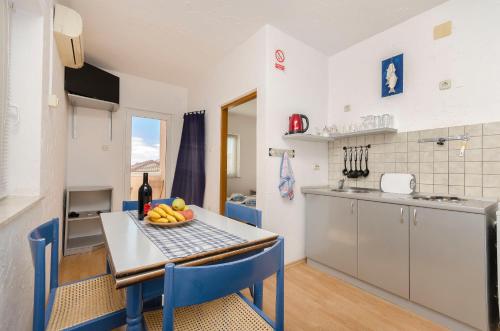 Apartments and Rooms Mladen - image 5