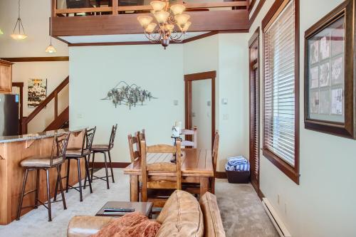 Stonegate Resort Unit A401