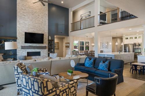 Seven-Bedroom Townhouse
