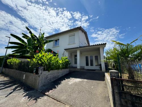 Villa des Palmiers, Chambre 2, Lit double BnB Pujols