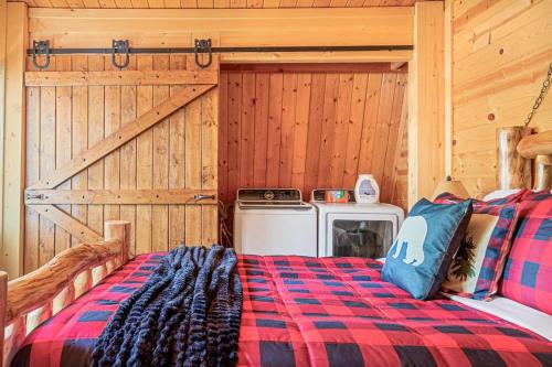 The Lions Den in Big Bear City, USA