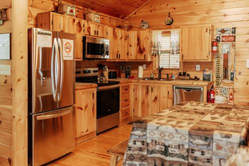 Kitchen, Mountain Seclusion in Oldham (TN)