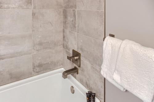 Stonegate Resort Unit B108 in Big White, Canada