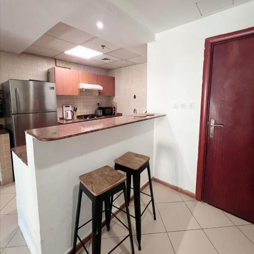 Fully Furnished Marina View - 1 Bedroom Apartment, Dubai (photo 8)