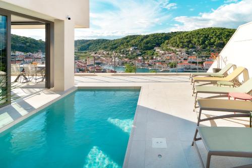 ทัศนียภาพ, The Glass House in ปราซนิซา