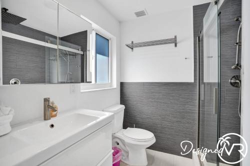 UnitB SeaI Private Studio near Deerfield Beach in Deerfield Beach, USA