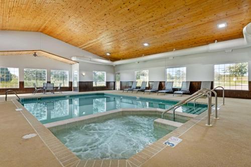 Best Western Wittenberg Inn - image 11