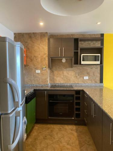 кухня, Depar 8 pers Tonsupa Playa Almendro in Атакамес