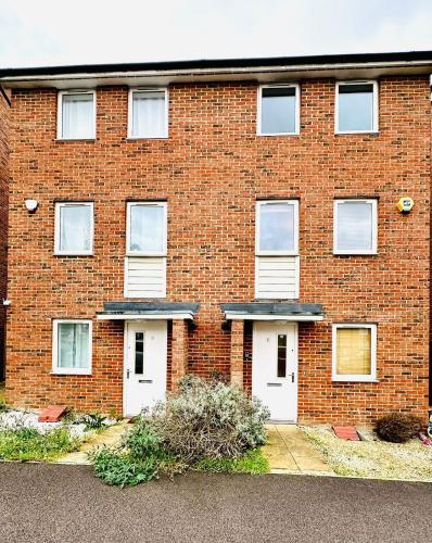 Exterior view, Best Places to Stay in Kent near The Charlotte